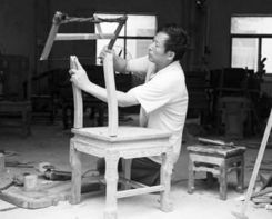 襄汾縣唐人居古典家具文化產(chǎn)品遠銷北美西歐等地