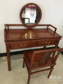 榆木梳妝臺(tái)專賣(mài) 優(yōu)質(zhì)古典家具的廠價(jià)供應(yīng)